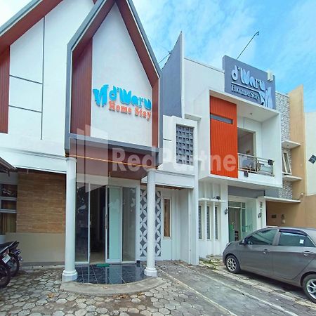 D'Waru Homestay Syariah Near Jl Slamet Riyadi Mitra Reddoorz Solo Exteriör bild