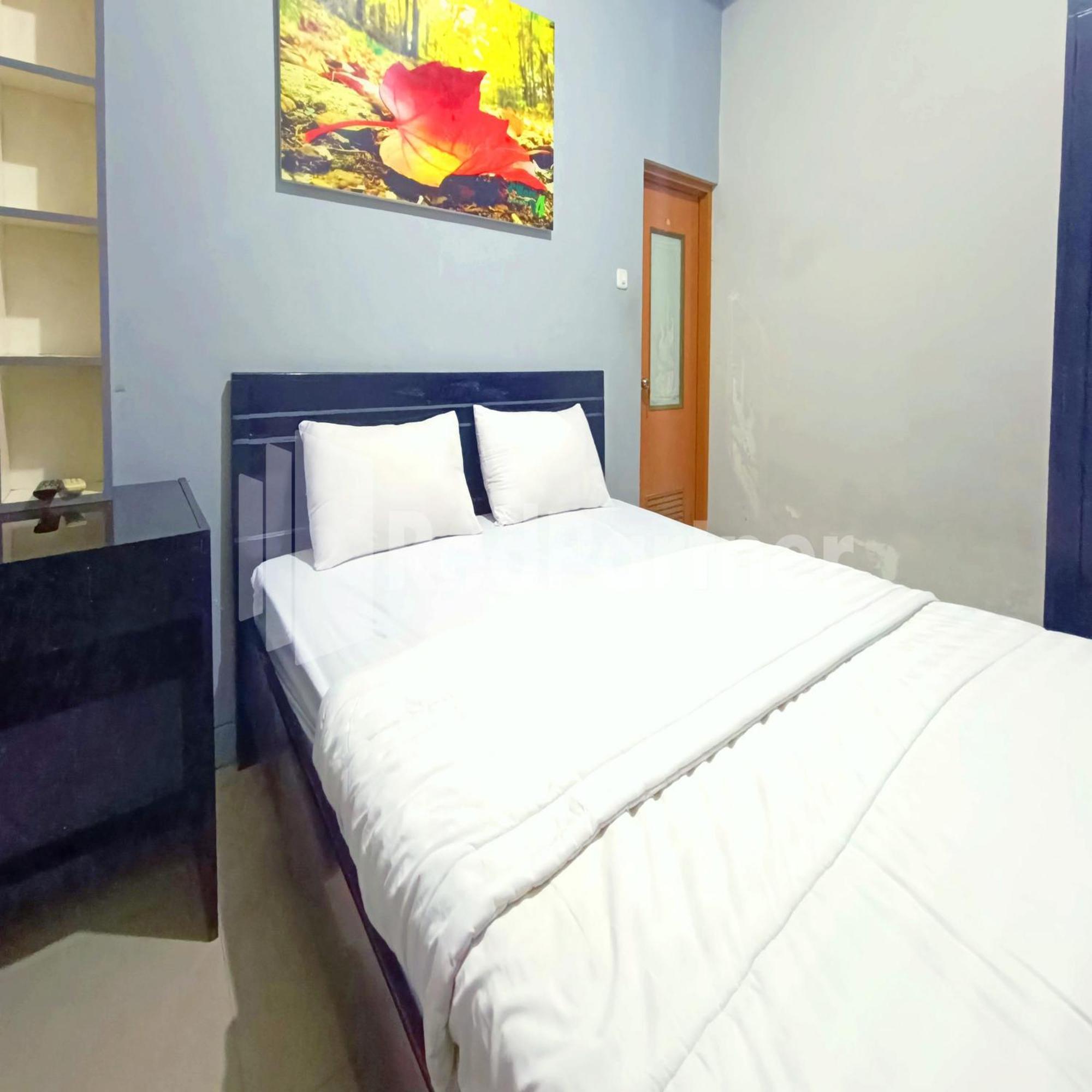 D'Waru Homestay Syariah Near Jl Slamet Riyadi Mitra Reddoorz Solo Exteriör bild